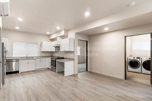 Interior Photo - Astor Community