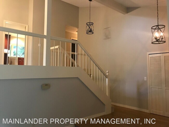 Building Photo - 4 br, 2.5 bath House - 92 TANGLEWOOD DR
