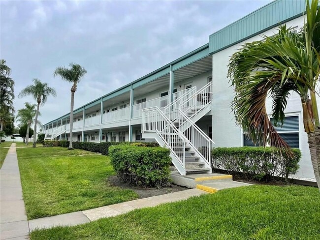Building Photo - 5217 81st St N, unit 21