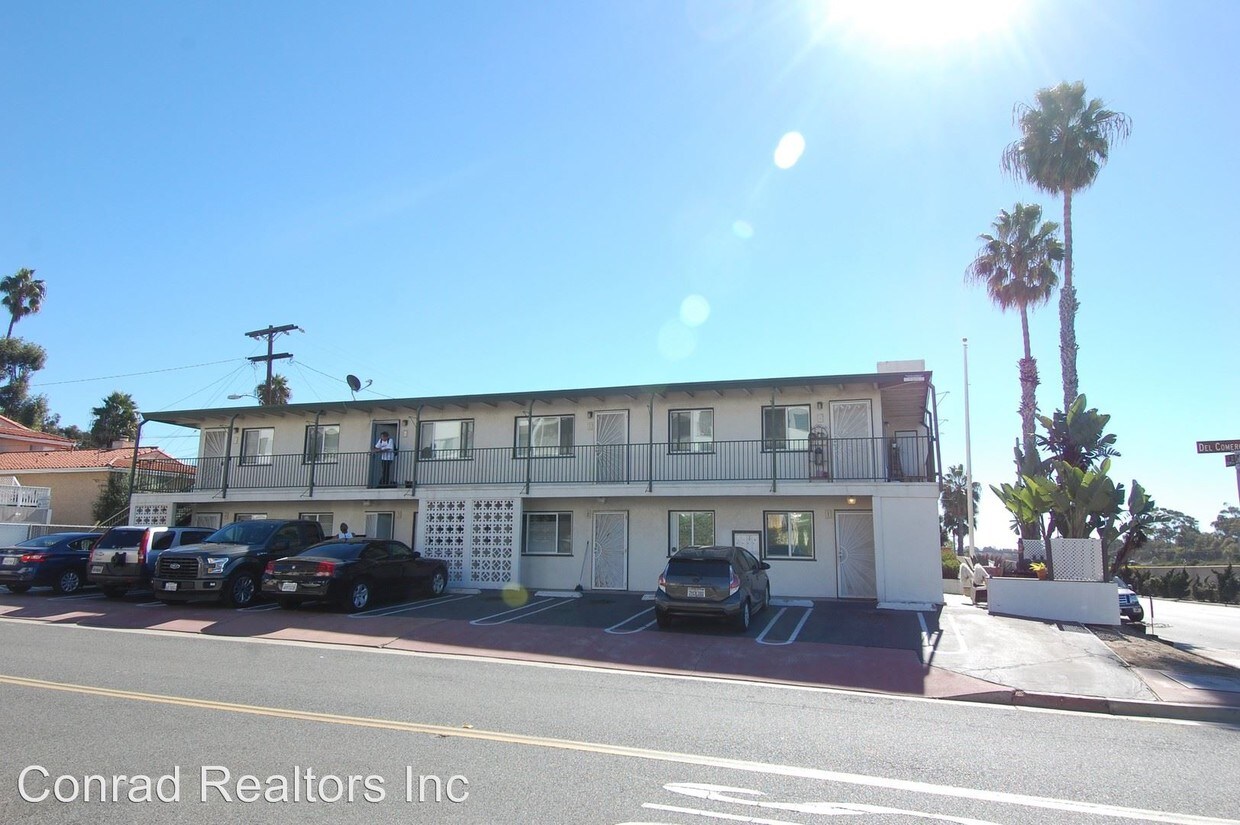 Primary Photo - 2601 S El Camino Real