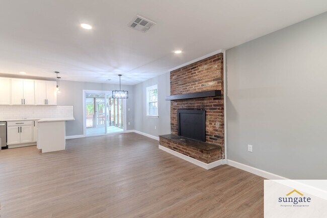 Foto del edificio - 11319 Harding Rd