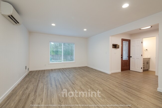 Foto del edificio - 20005 25th Ave NE