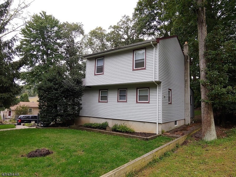 318 Brown Trail, Hopatcong, NJ 07843 House Rental in Hopatcong, NJ