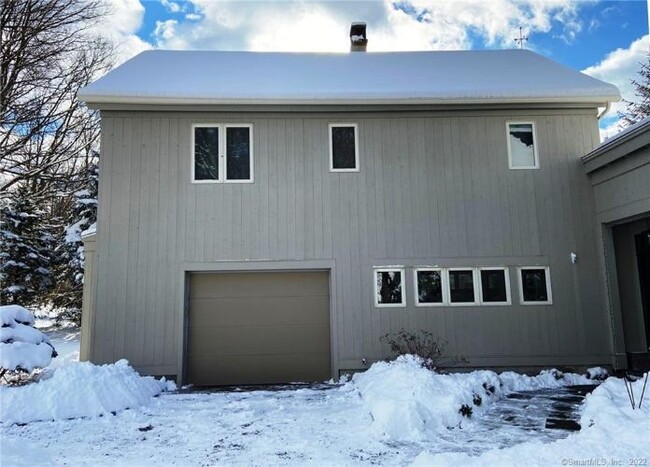 Building Photo - 74 Prospect Ridge