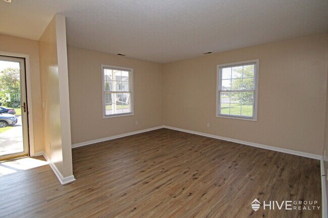 Foto del edificio - 1041 Oriole Ln