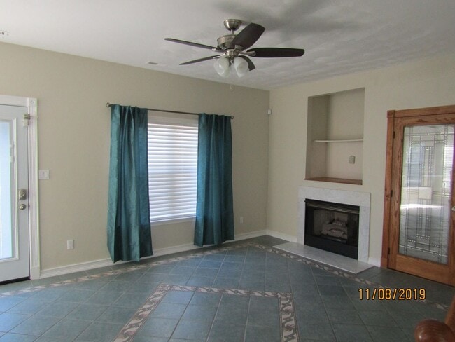 Building Photo - Weeping Cedar Trail