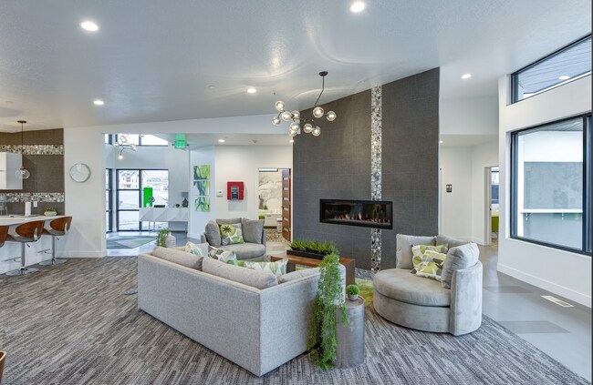 Foto del edificio - 265 N 670 E