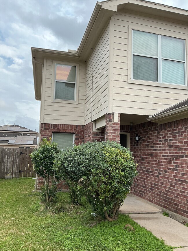 Foto del edificio - 4819 May Arbor Ln