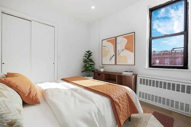Building Photo - 83 Saint Mark's Place