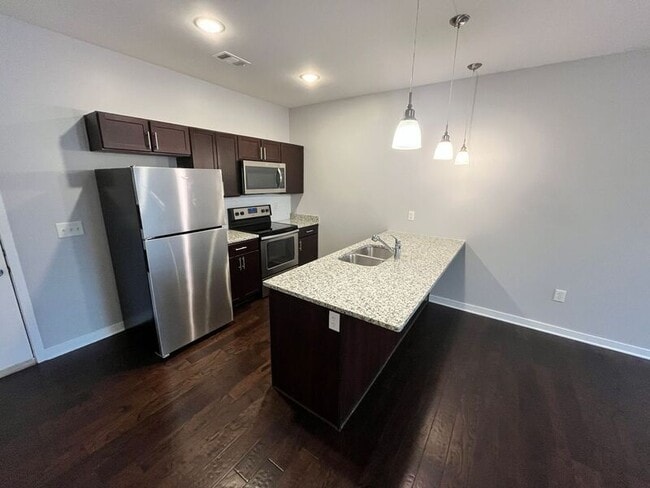 Building Photo - 1118 Litton Ave