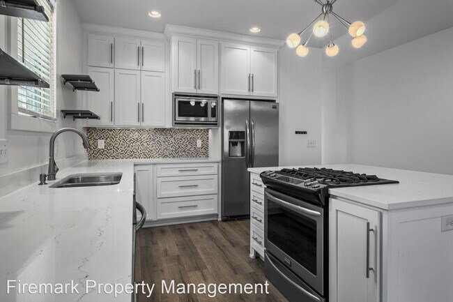 Foto del edificio - 3 br, 3 bath House - 1811 Cahal Ave