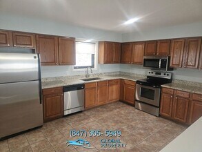 Building Photo - 886 Wading Bird Rd