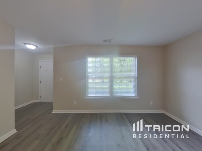 Foto del edificio - 296 Waxberry Ct