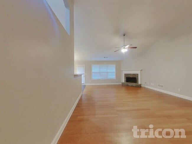 Building Photo - 157 Sinyard Cir