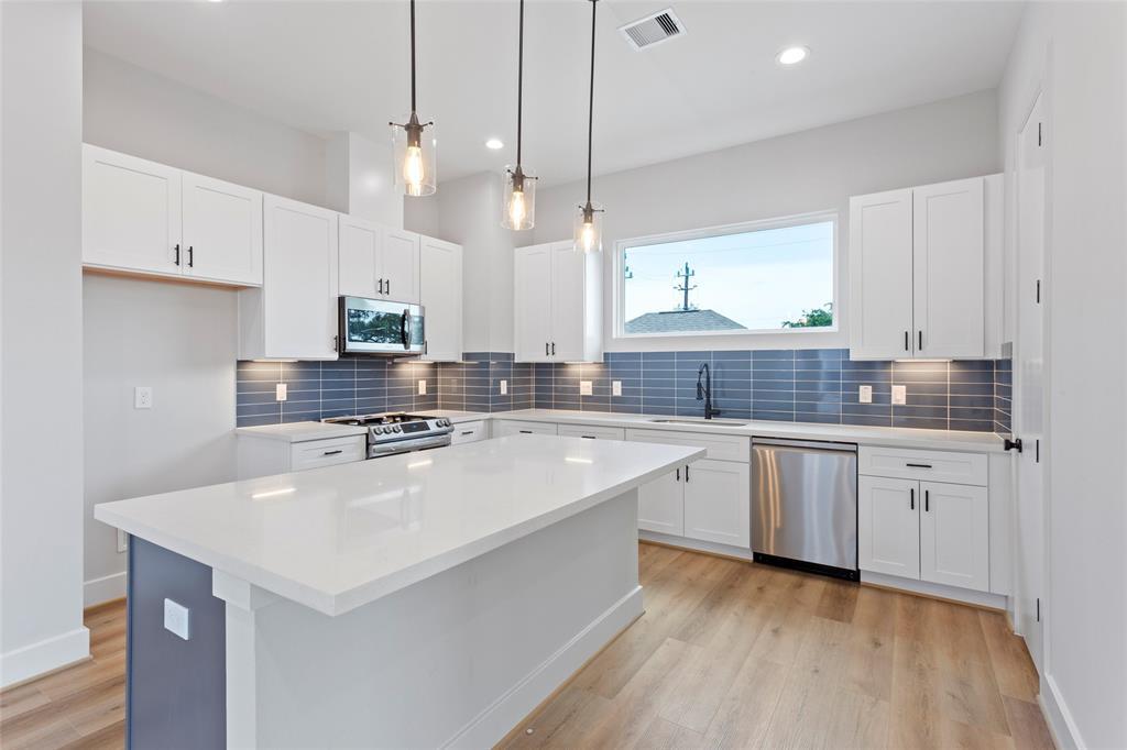 Foto principal - 905 Quitman St