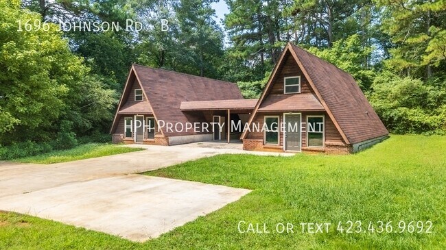 Foto del edificio - 1696 Johnson Rd