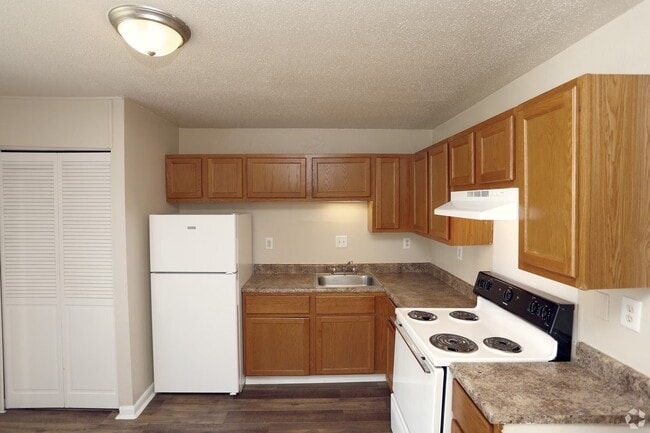 Building Photo - El Dorado Apartments