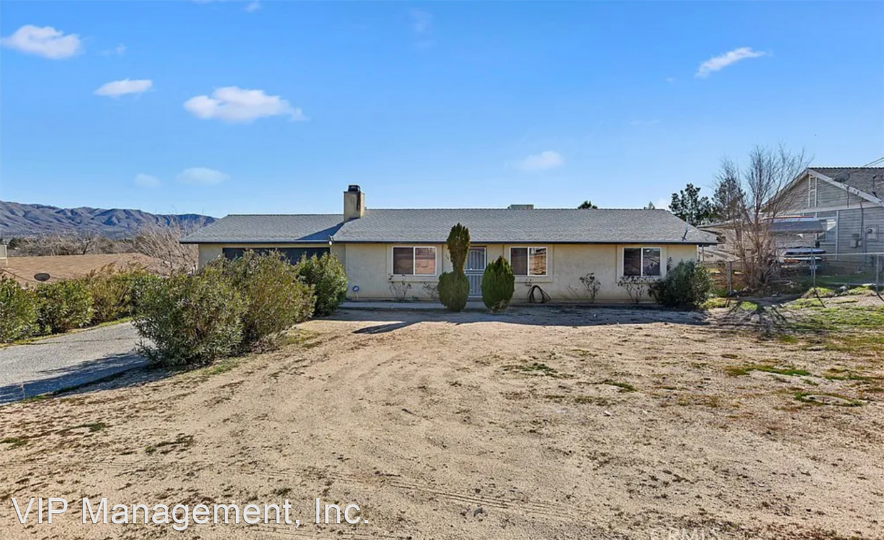18615 Willow St, Hesperia, CA 92345 House Rental in Hesperia, CA
