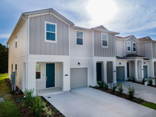 Photo - 7472 Stone Crk Trl Townhome