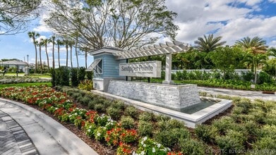 Building Photo - 558 Sanderling Cir