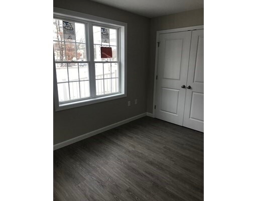 Building Photo - 1456 Hanover St