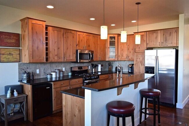Foto del edificio - Gorgeous home in Loyal Garden Subdivision.