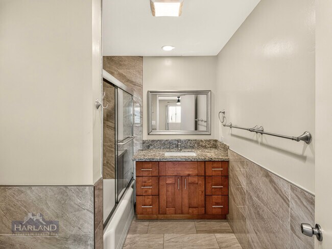 Foto del edificio - 1628 S Pacific St