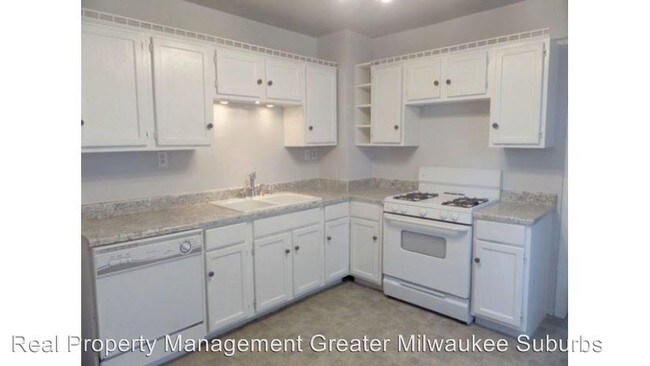 Building Photo - 3 br, 1 bath House - 853 S 85th Street