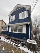 Building Photo - 109 N Main St