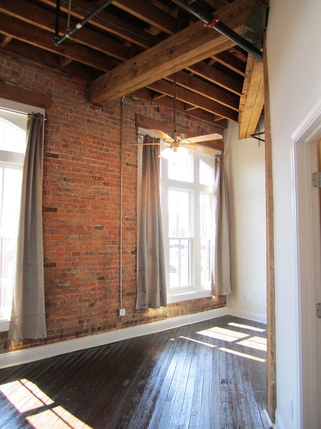 Printing Press Lofts Apartments in Montgomery, AL