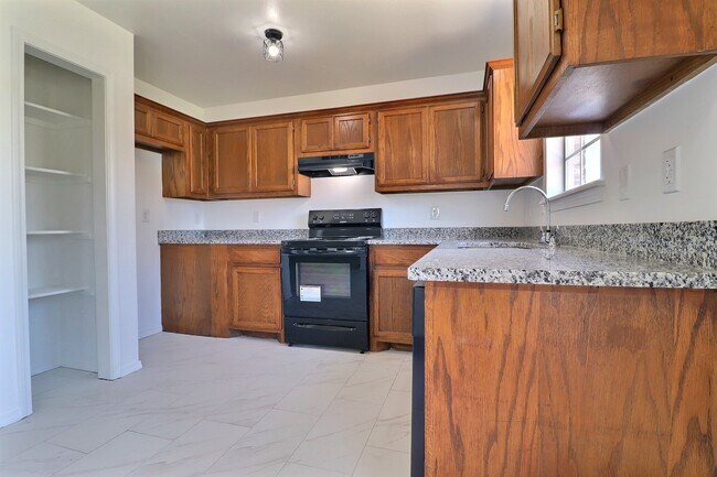 Foto del edificio - 6622 S Victor Ave