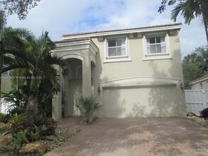 Building Photo - 16835 SW 49th Ct