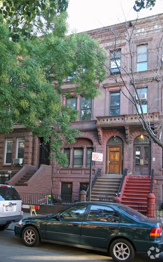 Primary Photo - 274 Jefferson Street