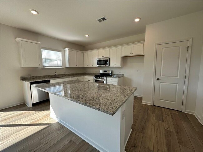 Foto del edificio - 3863 Rustic Barn Way