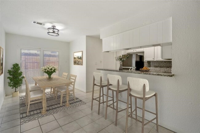 Building Photo - 2501 Bering Dr