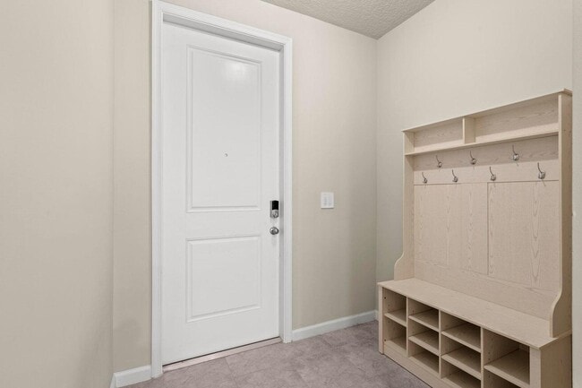 Foto del edificio - 359 Angler Dr