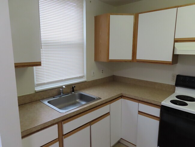 Foto del edificio - 2425 14th St NW