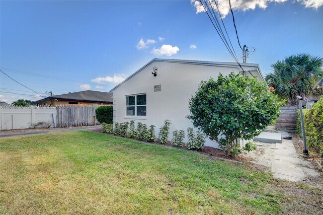 Foto del edificio - 117 W 17th St