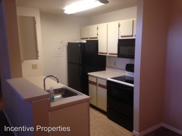 Building Photo - 6070 Westgate Dr
