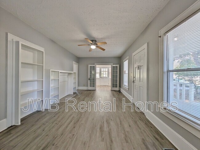 Foto del edificio - 715 Cove St