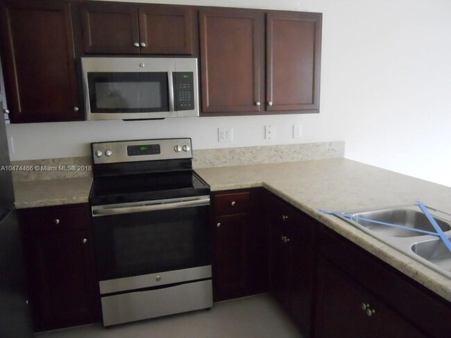 Foto del edificio - 9355 W 33rd Way