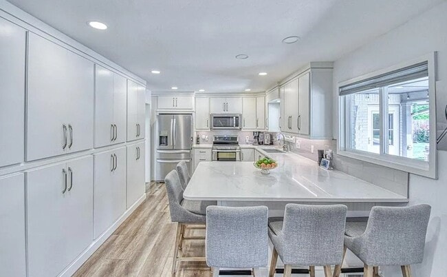 Foto del edificio - 5 Bryarwood Pl