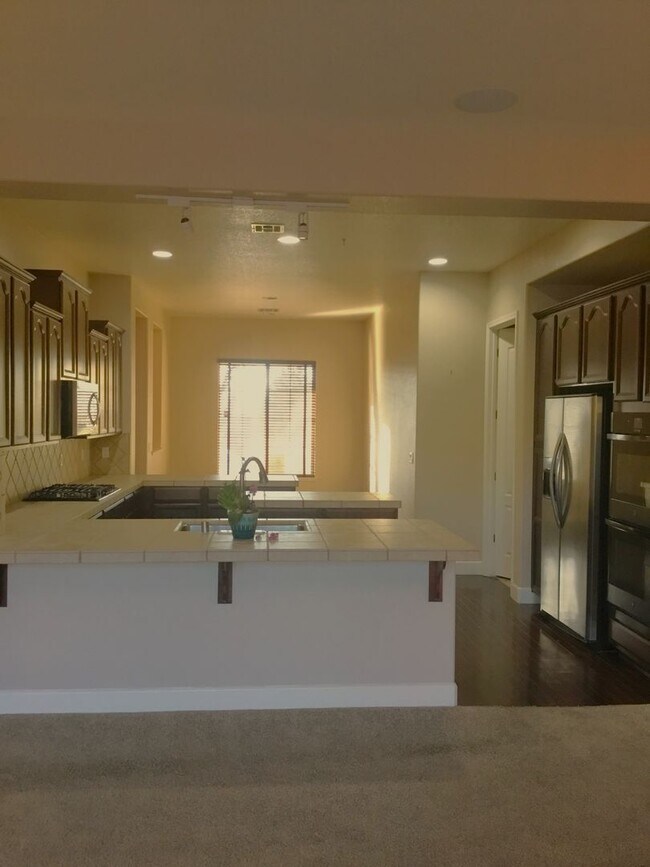 Building Photo - 7000 Voyage Way