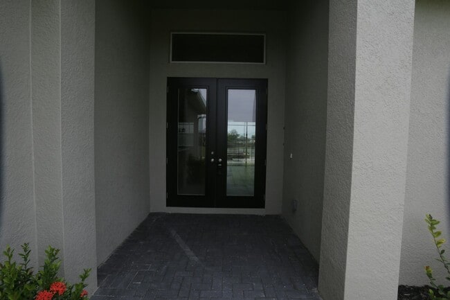 Building Photo - 1516 NW 8th Pl