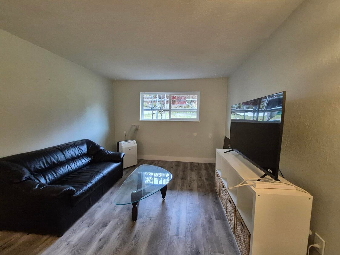 Photo principale - 350 Belmont Rd