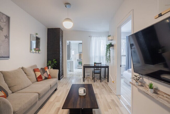 Photo du bâtiment - 1420 Rue Notre-Dame Ouest-SI ID1601928P