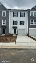 Building Photo - 246 Clifton Mnr