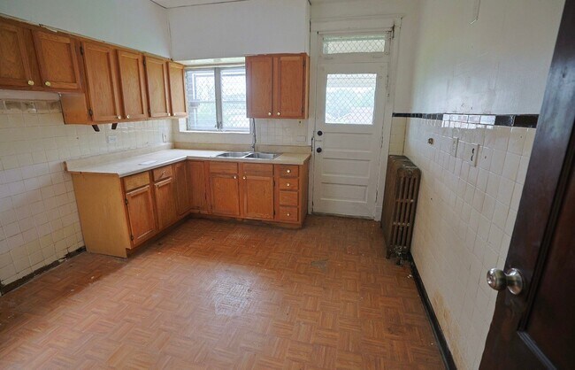 Foto del edificio - 4845 Anderson Ave