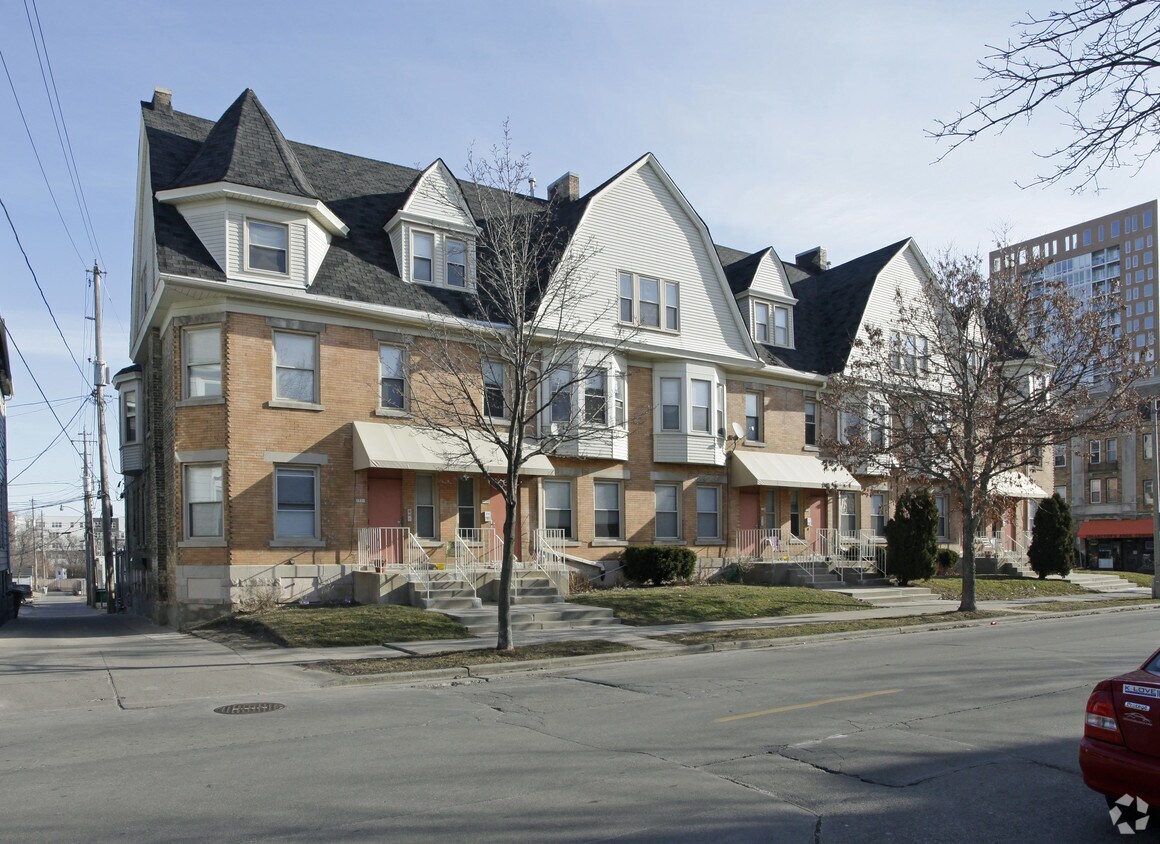 Foto principal - 1718-1734 E Lafayette Pl