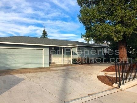 Primary Photo - 5123 Engle Rd